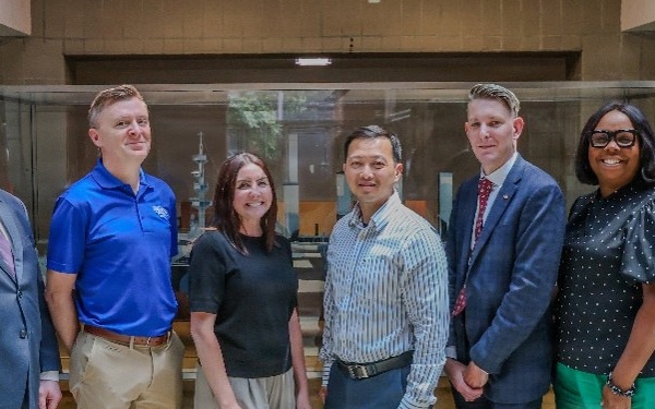 NSWCPD Comptroller Summit Team Earns Department of the Navy Financial Management Award