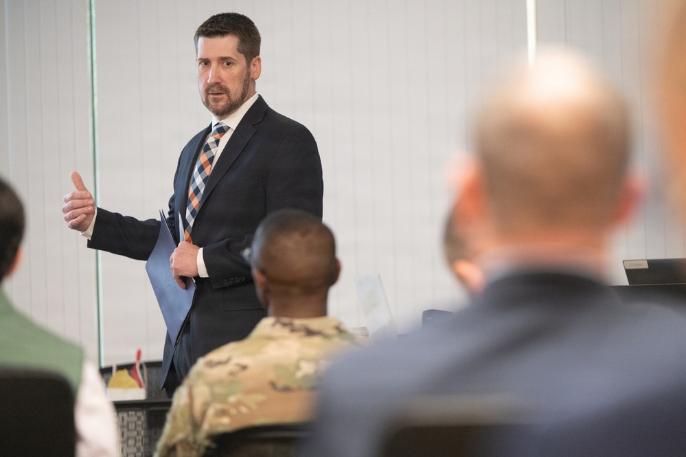 Acquisition leaders talk PAE construct during HRA event