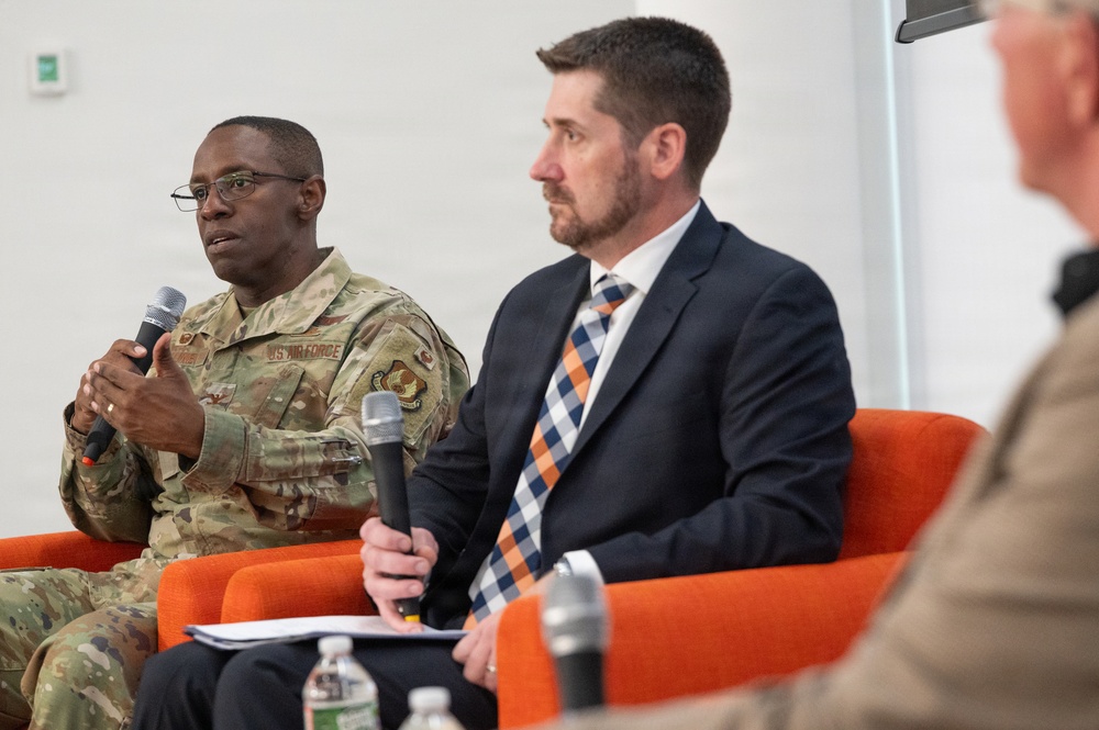 Acquisition leaders talk PAE construct during HRA event