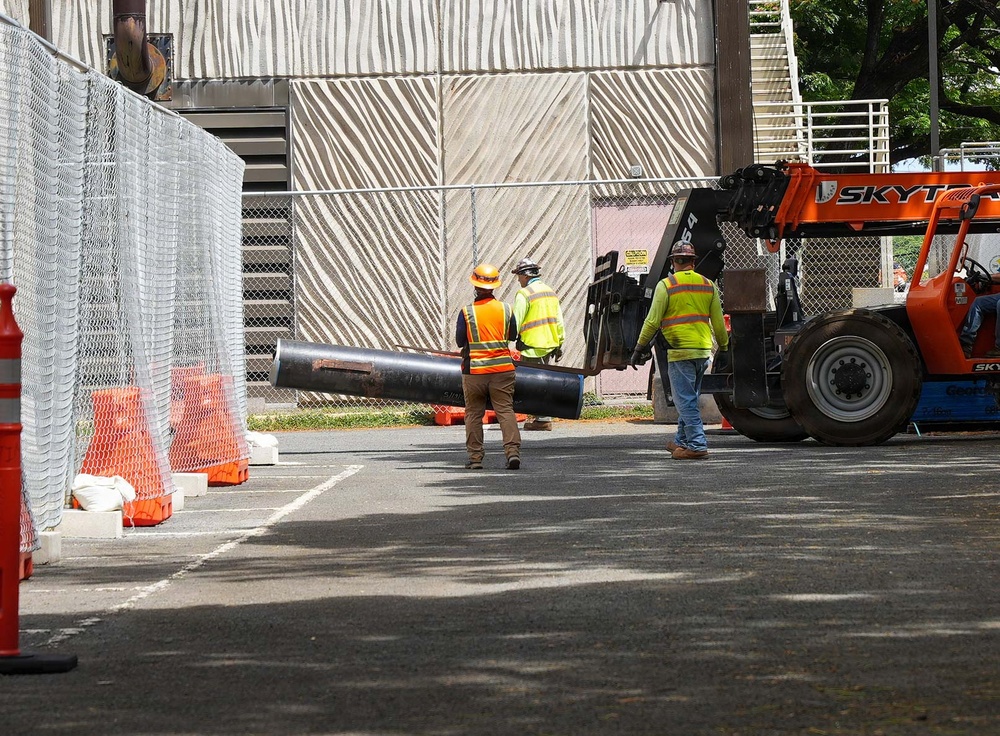 Navy begins removing pipeline from Red Hill facility