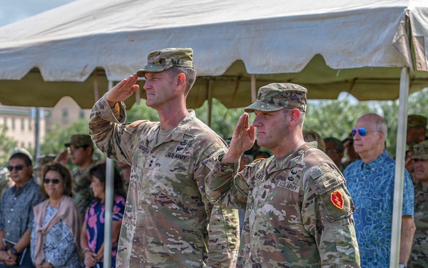 The Tropic Lightning Division Welcomes New Command Sergeant Major