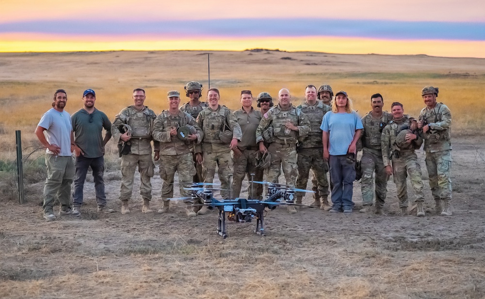 Oregon engineers breach wire obstacle with drone-delivered Bangalore