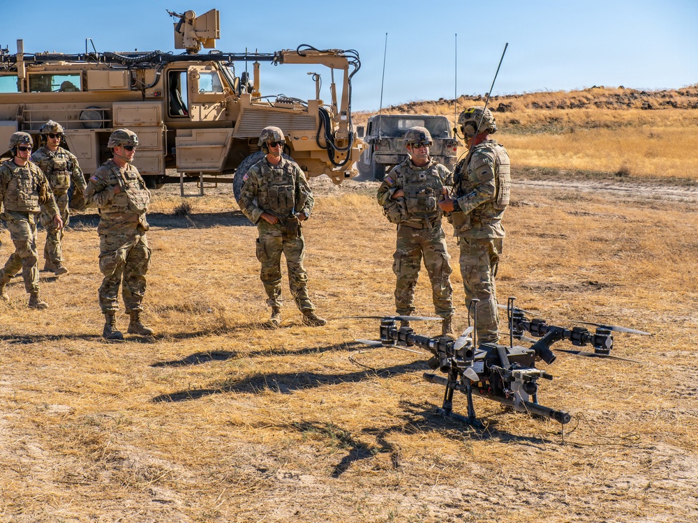 Oregon engineers breach wire obstacle with drone-delivered Bangalore