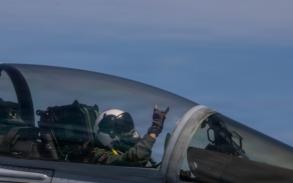 IKE Supports East Coast Fleet Replacement Squadrons