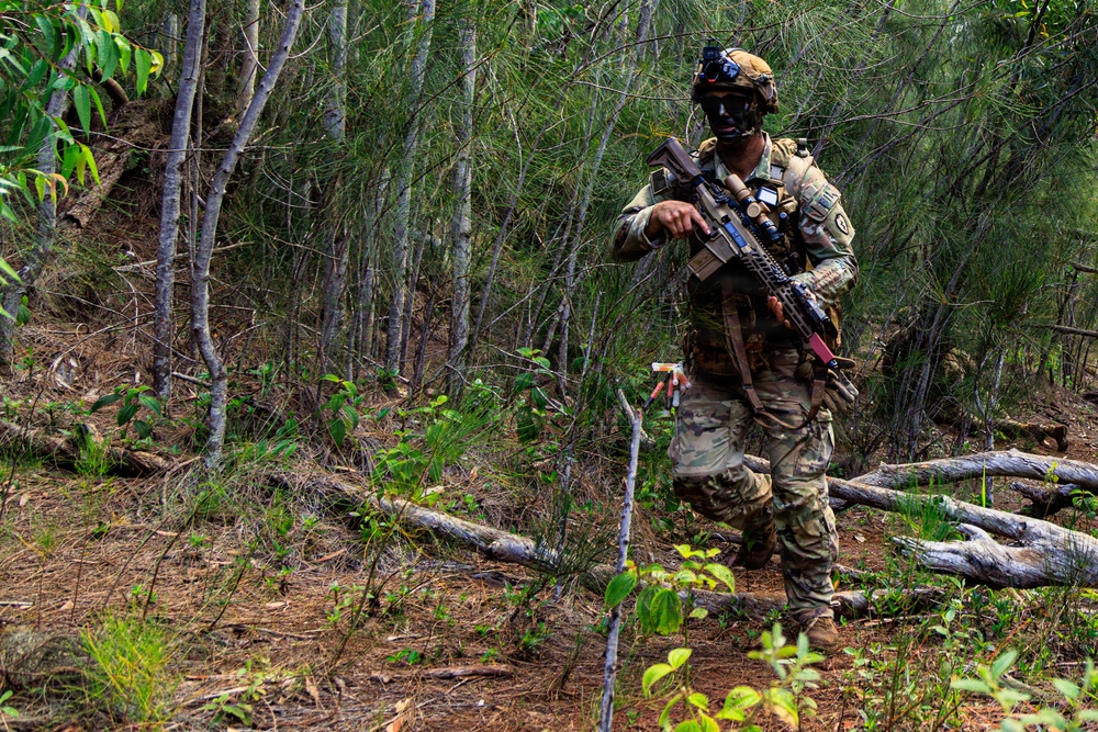 25th Infantry Division Conducts Air Assault and Urban Operations Training