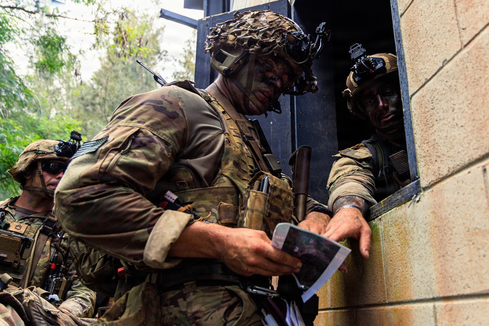 25th Infantry Division Conducts Air Assault and Urban Operations Training