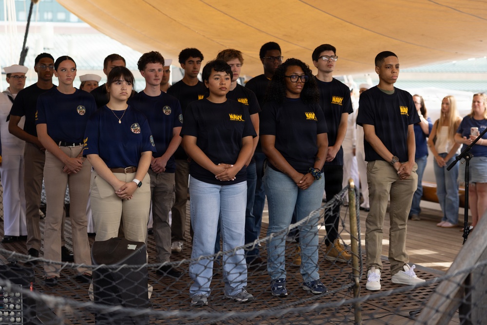 Fleet Week Baltimore hosts enlistment and reenlistment ceremony