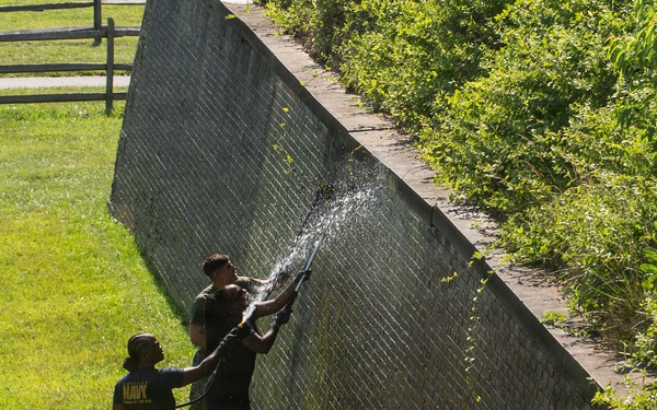 Sail 250 Fort McHenry clean up