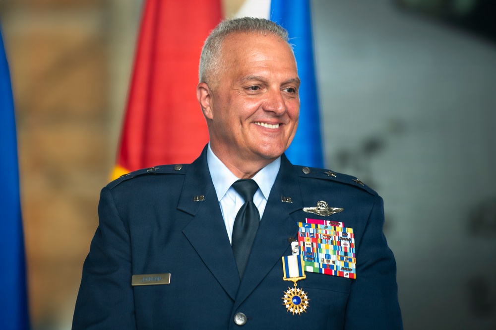 Ohio Air National Guard commander retires after 40 years of service