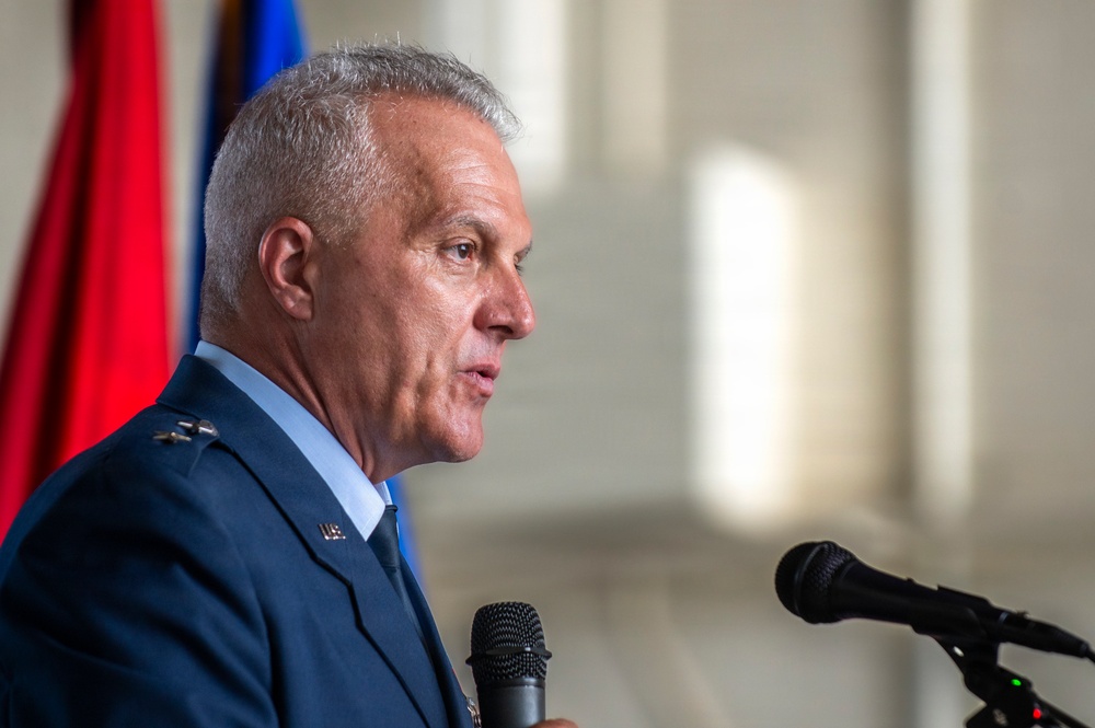 Ohio Air National Guard commander retires after 40 years of service