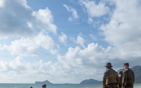 U.S. Marines, ROK Marines coordinate KAAV ship-to-shore movements