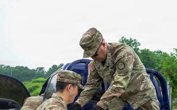19th ESC Soldier Becomes First in Eighth Army to Receive MacArthur Leadership Award