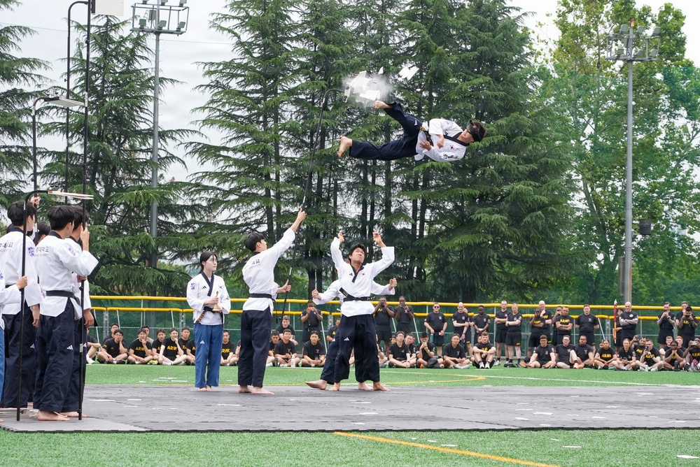 Taekwondo team performs demonstration