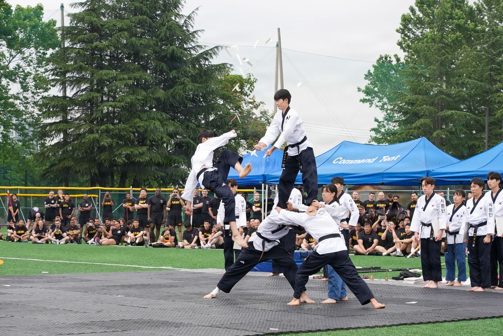 Taekwondo team performs demonstration