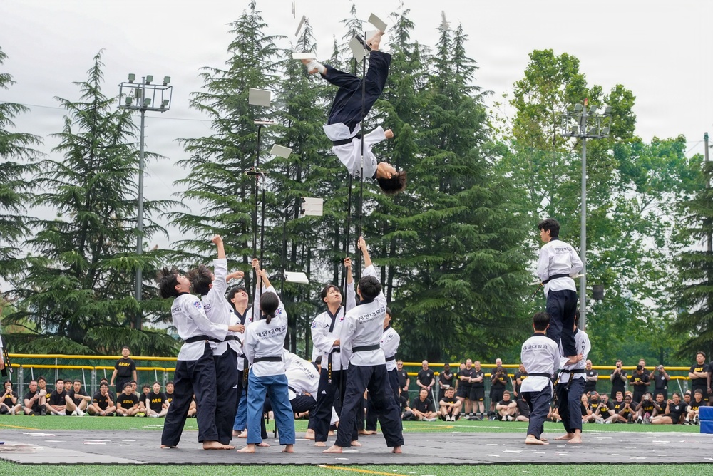 Taekwondo team performs demonstration