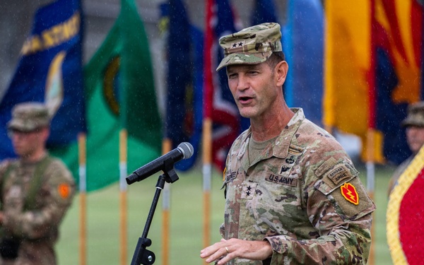The Tropic Lightning Division Welcomes New Command Sergeant Major