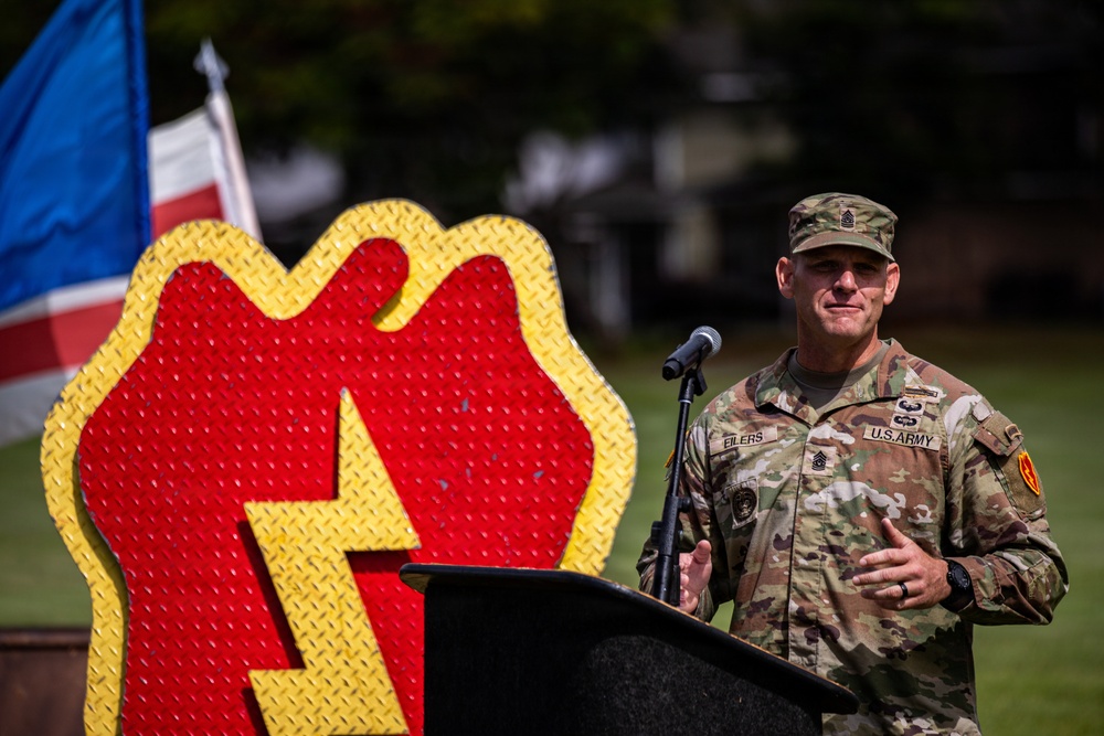 The Tropic Lightning Division Welcomes New Command Sergeant Major