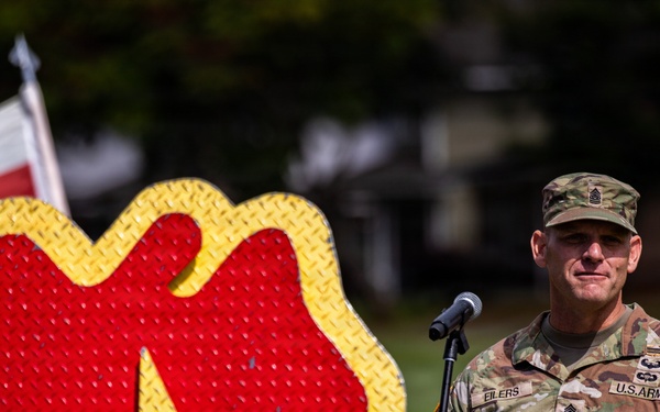The Tropic Lightning Division Welcomes New Command Sergeant Major