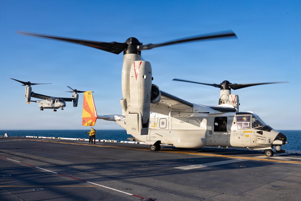 USS Kearsarge Conducts Flight Operations