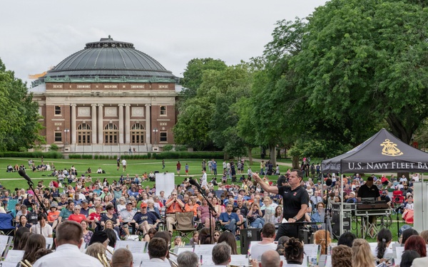 Navy Band Great Lakes and University of Illinois celebrate nation’s 250th