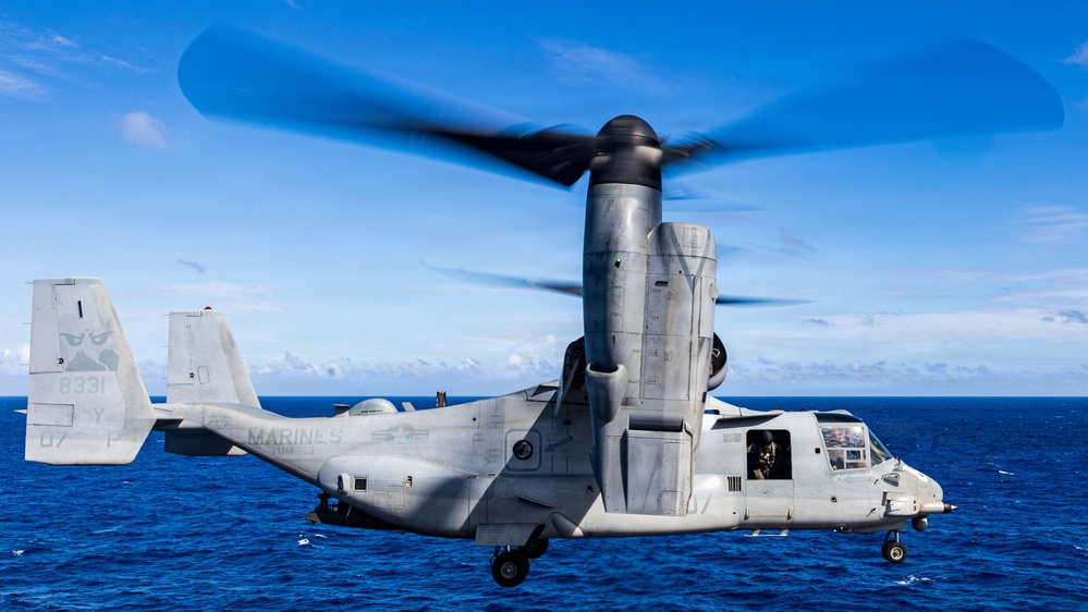 11th MEU Marines, Sailors Conduct Flight Operations Aboard USS Boxer