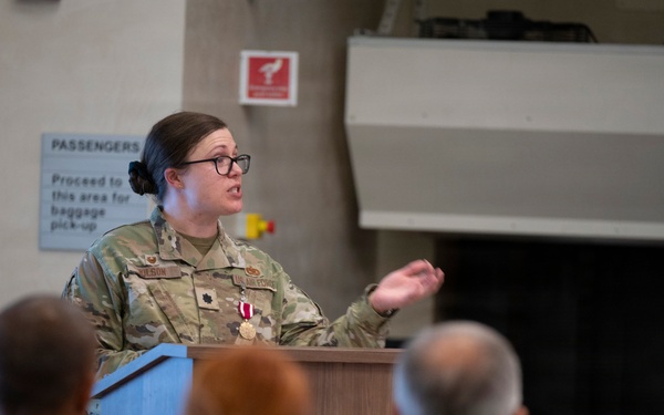 724 AMS welcomes new commander