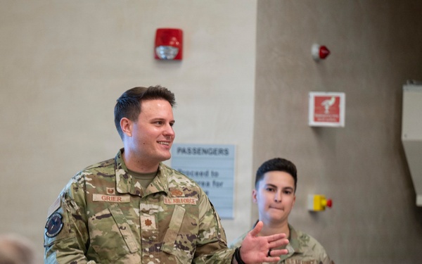 724 AMS welcomes new commander