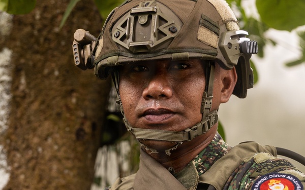Faces of KAMANDAG 10: Airfield Seizure