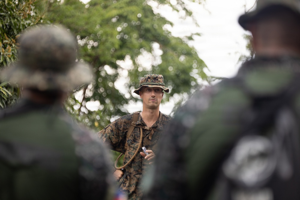 U.S., Philippine Marines participate in patrolling and ambush training during KAMANDAG 10