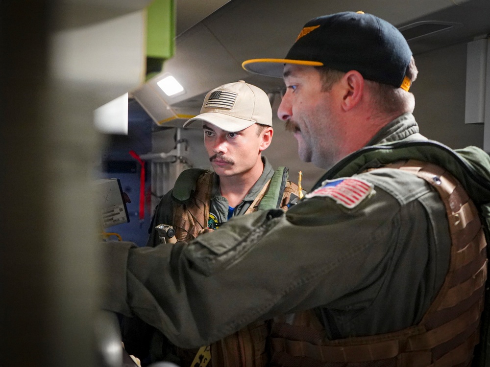 VP-26 Tridents Combat Aircrew Conduct Anti-Submarine Exercise During Valiant Shield 2026
