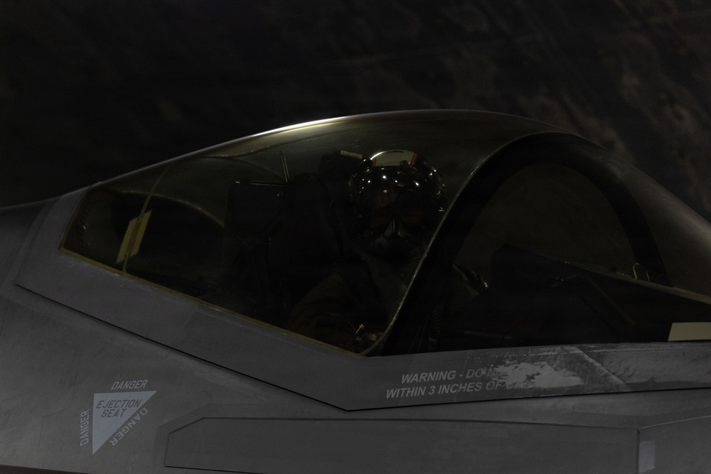 U.S. Marines execute Squadron Flight Operations