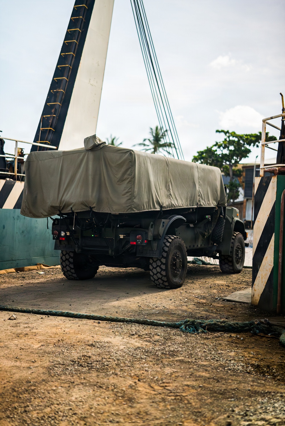 3rd Marine Littoral Regiment disembarks for maritime key terrain security operations during KAMANDAG 10