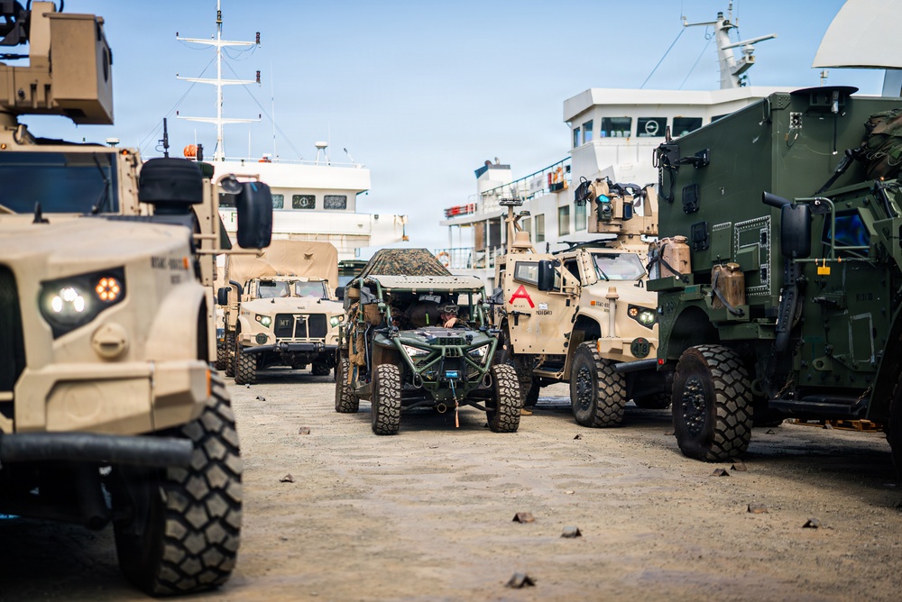 3rd Marine Littoral Regiment disembarks for maritime key terrain security operations during KAMANDAG 10