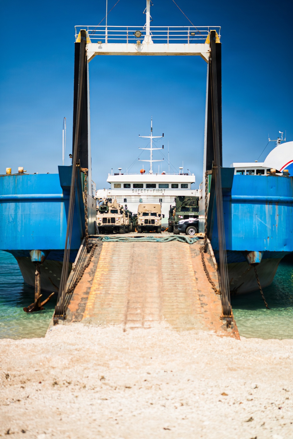 3rd Marine Littoral Regiment disembarks for maritime key terrain security operations during KAMANDAG 10