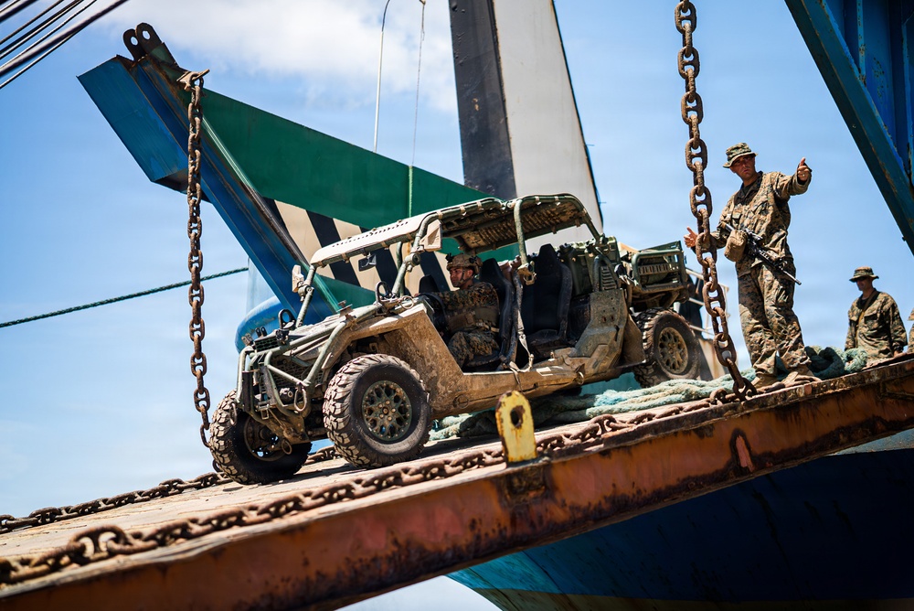 3rd Marine Littoral Regiment disembarks for maritime key terrain security operations during KAMANDAG 10