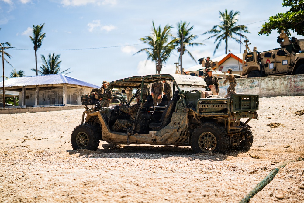 3rd Marine Littoral Regiment disembarks for maritime key terrain security operations during KAMANDAG 10