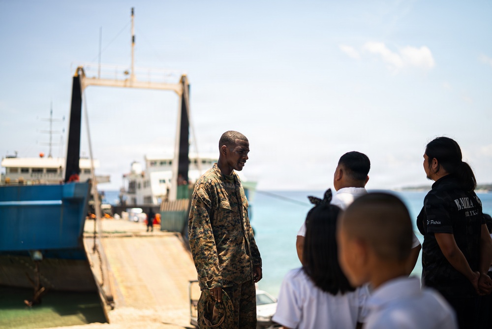 3rd Marine Littoral Regiment disembarks for maritime key terrain security operations during KAMANDAG 10