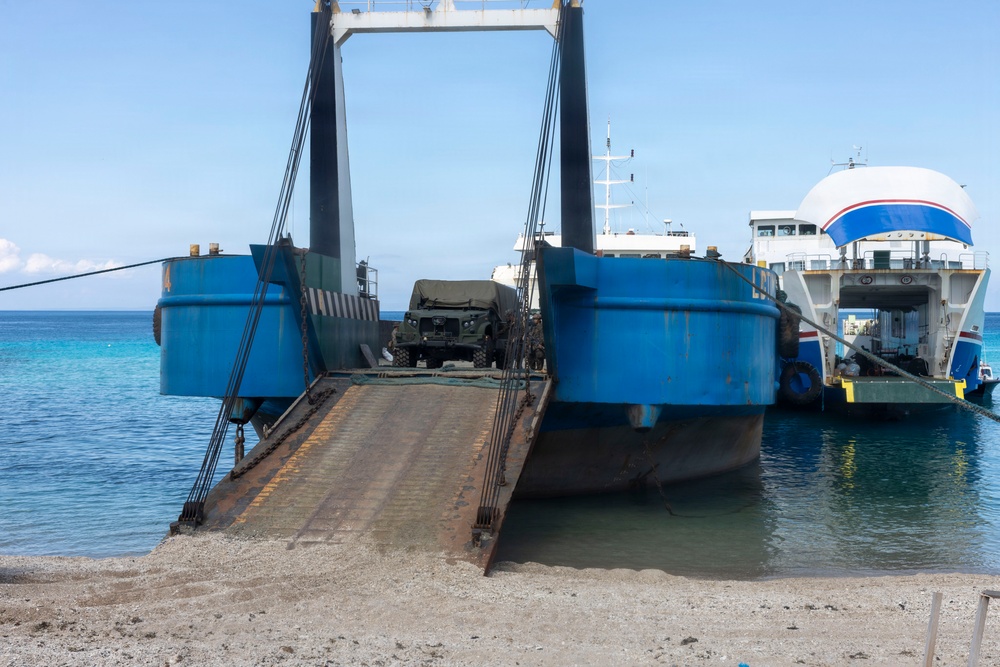 3rd Marine Littoral Regiment disembarks for maritime key terrain security operations during KAMANDAG 10