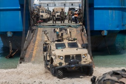 3rd Marine Littoral Regiment disembarks for maritime key terrain security operations during KAMANDAG 10