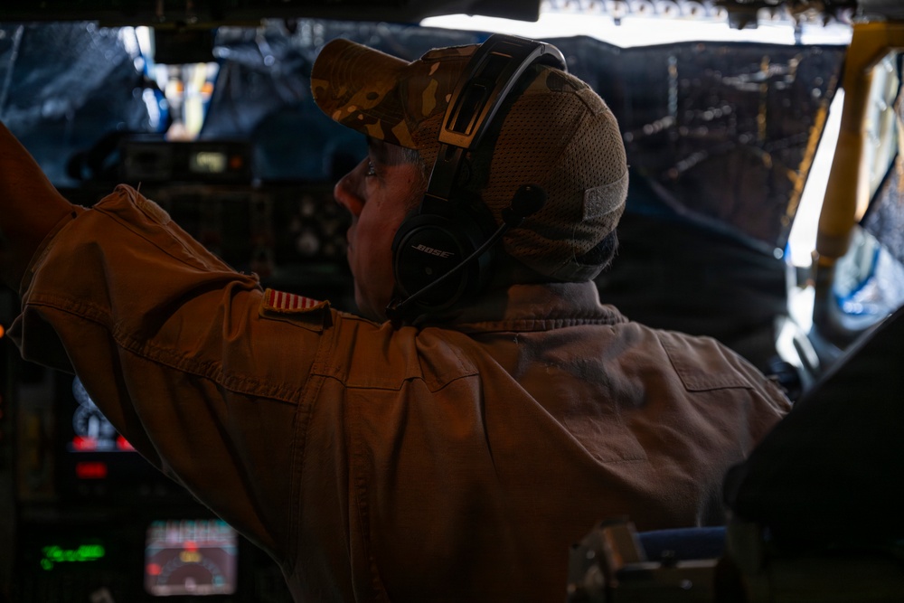 KC-135 supports security operations with F-35 aerial refueling