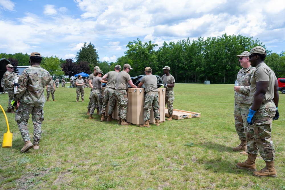 181st Intelligence Wing leadership visit units at annual training