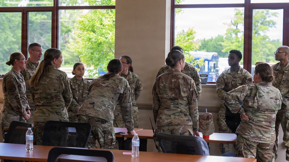 181st Intelligence Wing leadership visit units at annual training