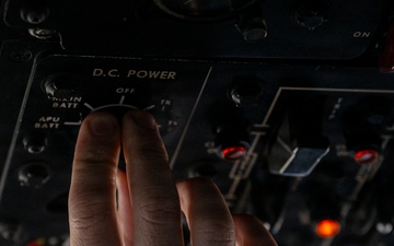 KC-135 enables F-35 operations through aerial refueling in CENTCOM