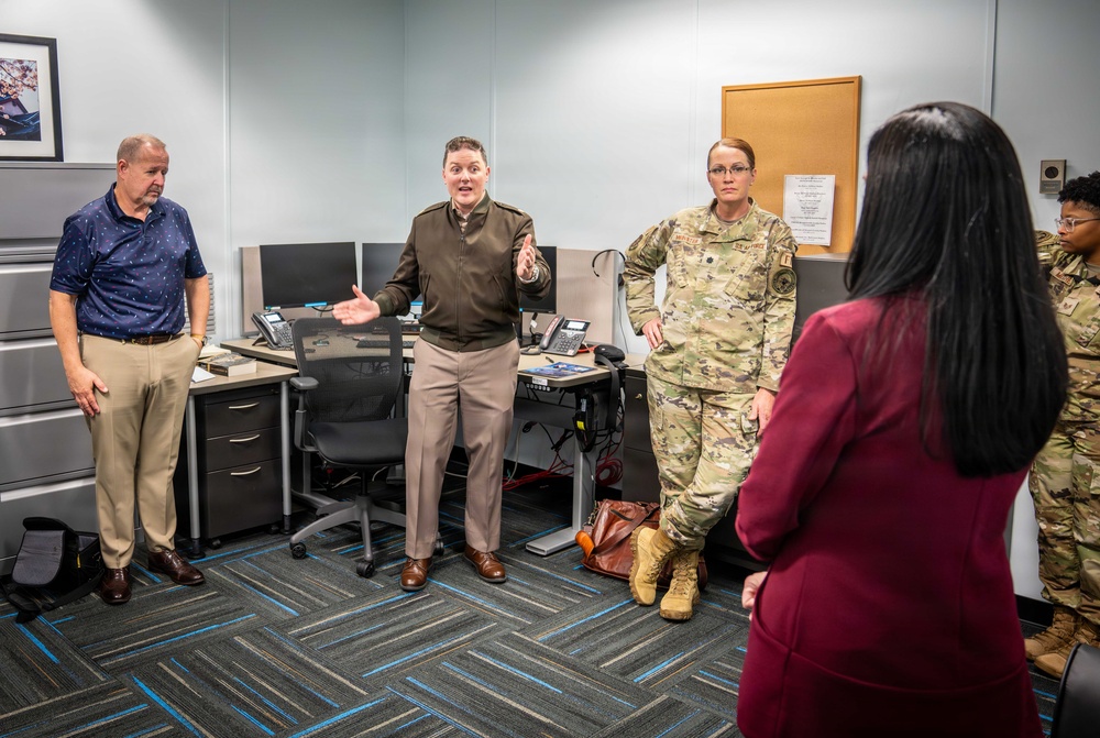 USCYBERCOM and Kimbrough team up for on-site mental health care for cyber force