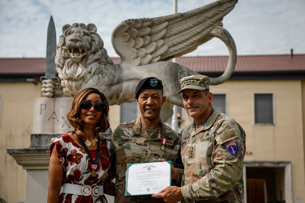 SETAF-AF changes command from MG Gainey to MG Brown