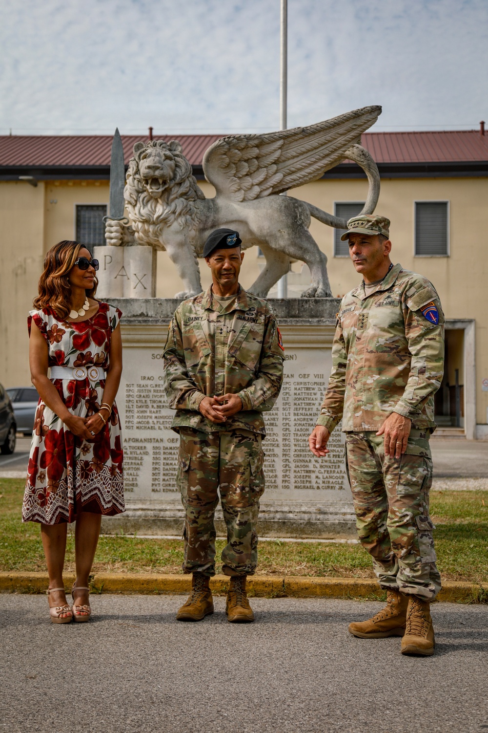 SETAF-AF changes command from MG Gainey to MG Brown
