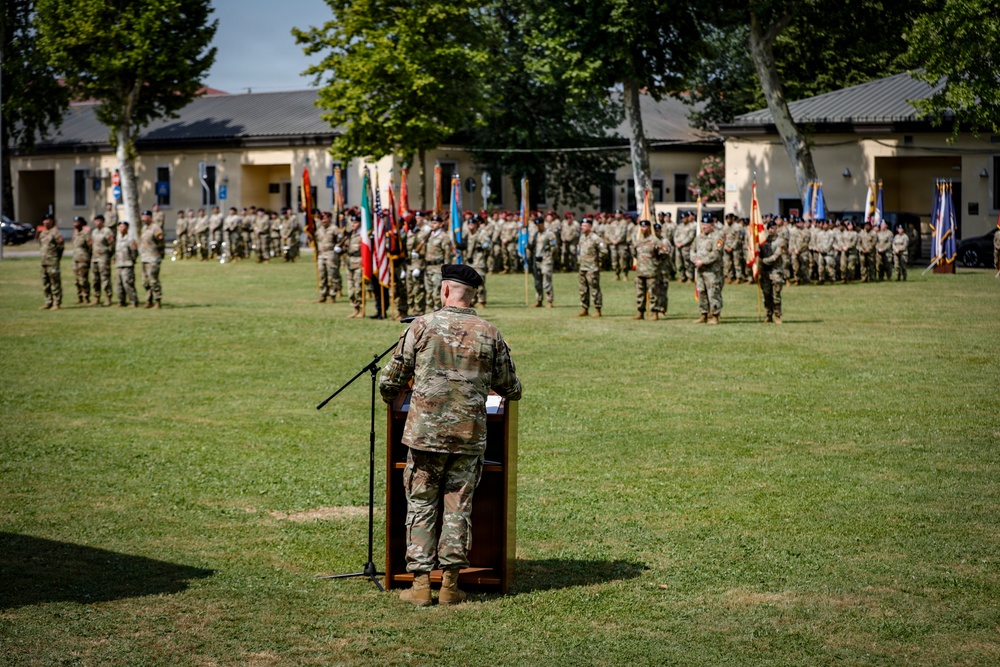 SETAF-AF changes command from MG Gainey to MG Brown