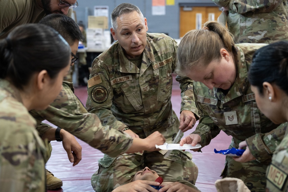 130th Medical Group Trains in Kentucky Community