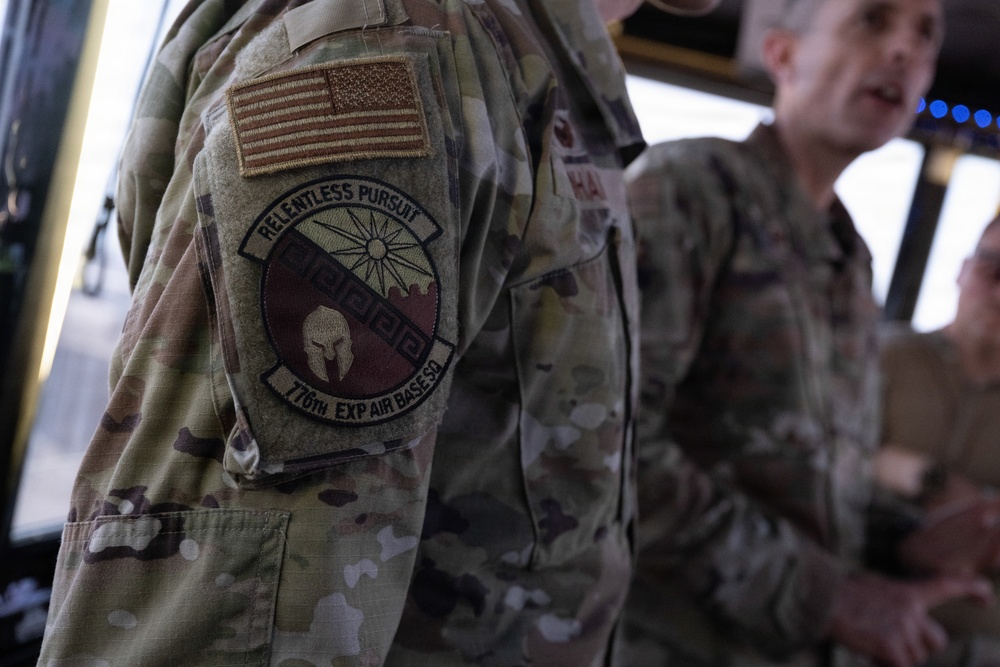 406th AEW Commander Visits Djibouti