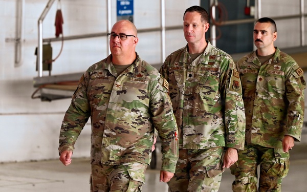 552nd AMXS welcomes new commander during change of command
